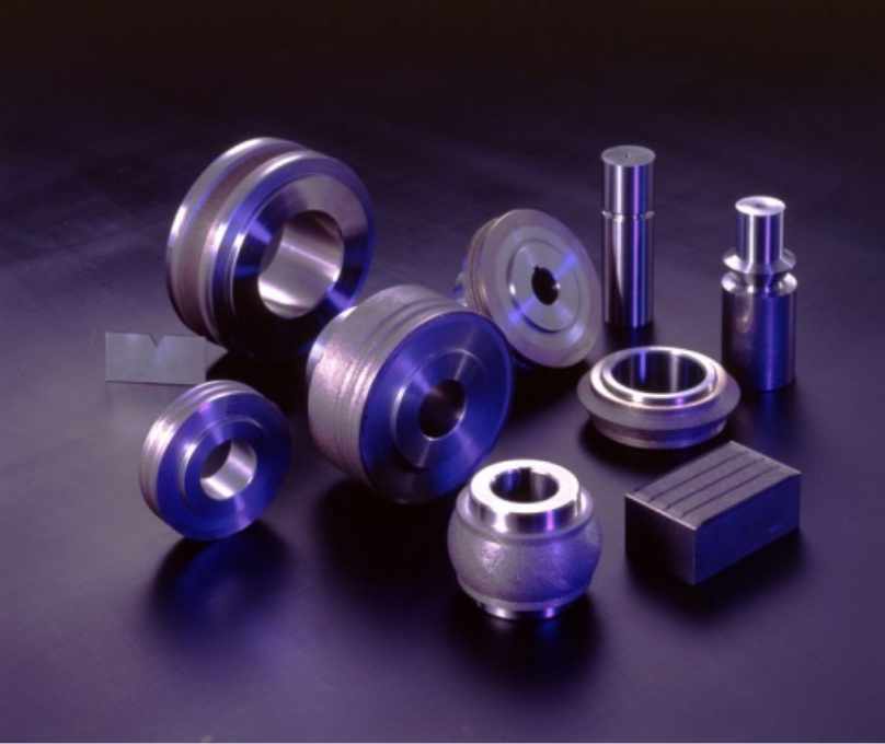 Fabrication d'outils conçus par Asahi Diamond Industrial Europ / Tools manufacturing